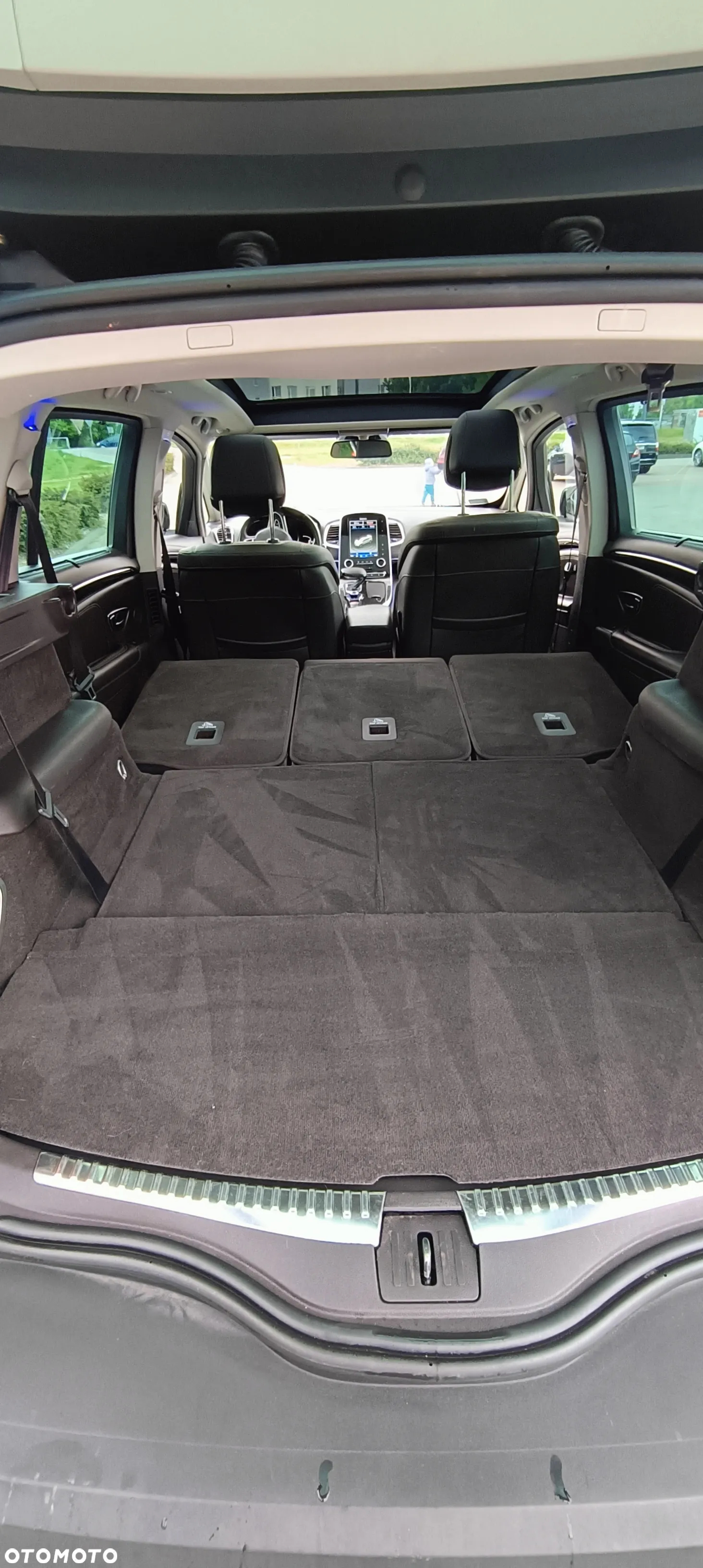 Renault Espace 1.6 dCi Energy Initiale Paris EDC 7os - 18