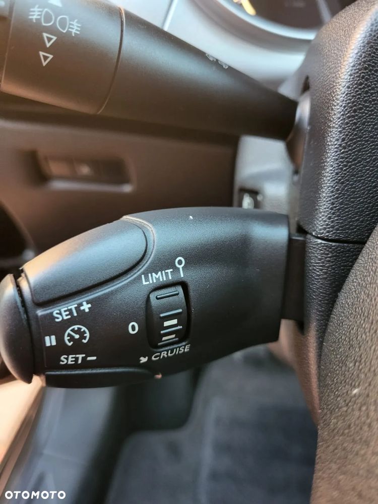 BMW Seria 3 318i Edition Sport - 20