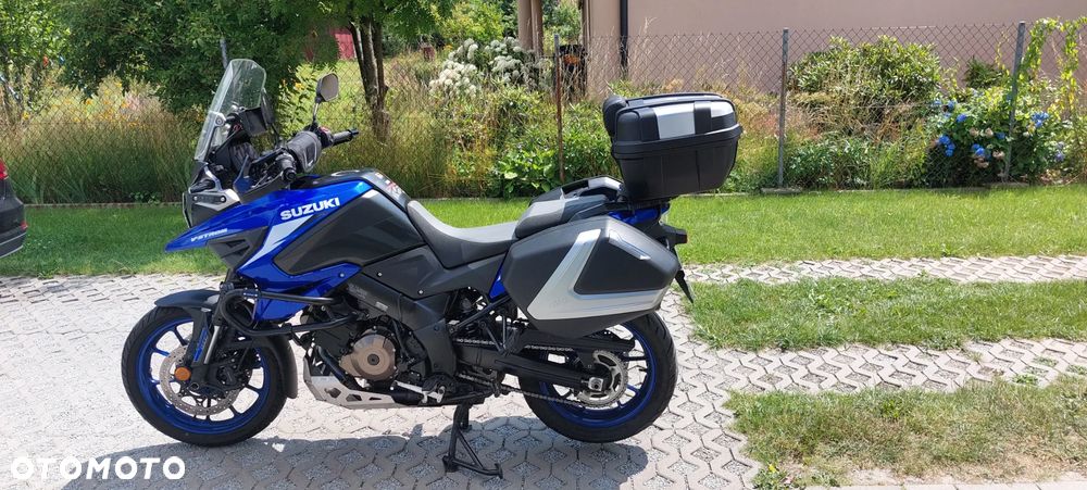 Suzuki V-STROM - 3