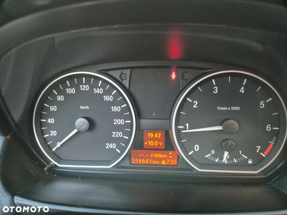 BMW Seria 1 116i - 13