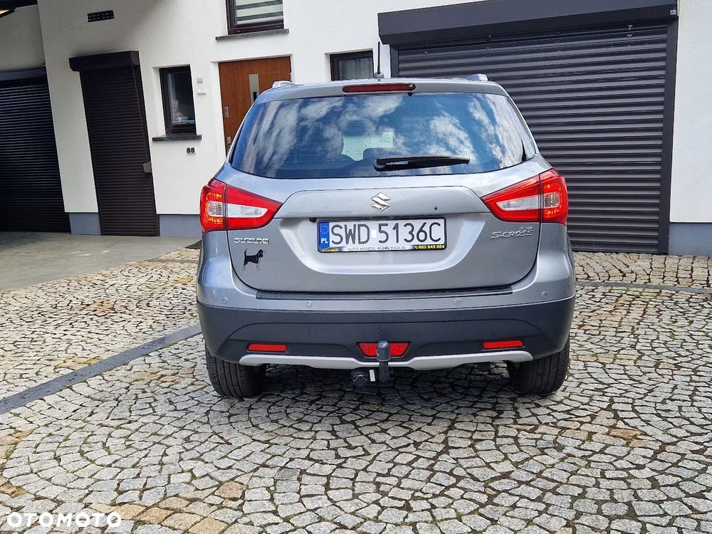 Suzuki SX4 1.6 Premium - 9