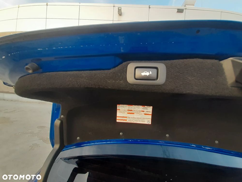 Lexus GS 200t / 300 F Sport - 17