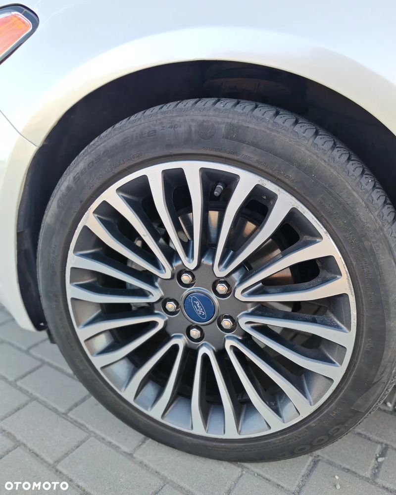 Ford Mondeo - 19