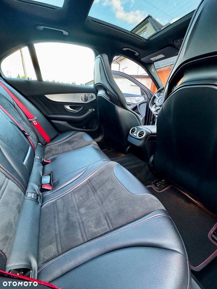 Mercedes-Benz Klasa C AMG 43 4Matic 9G-TRONIC - 17