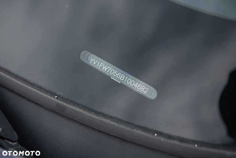 Volvo V60 D5 AWD Momentum - 33