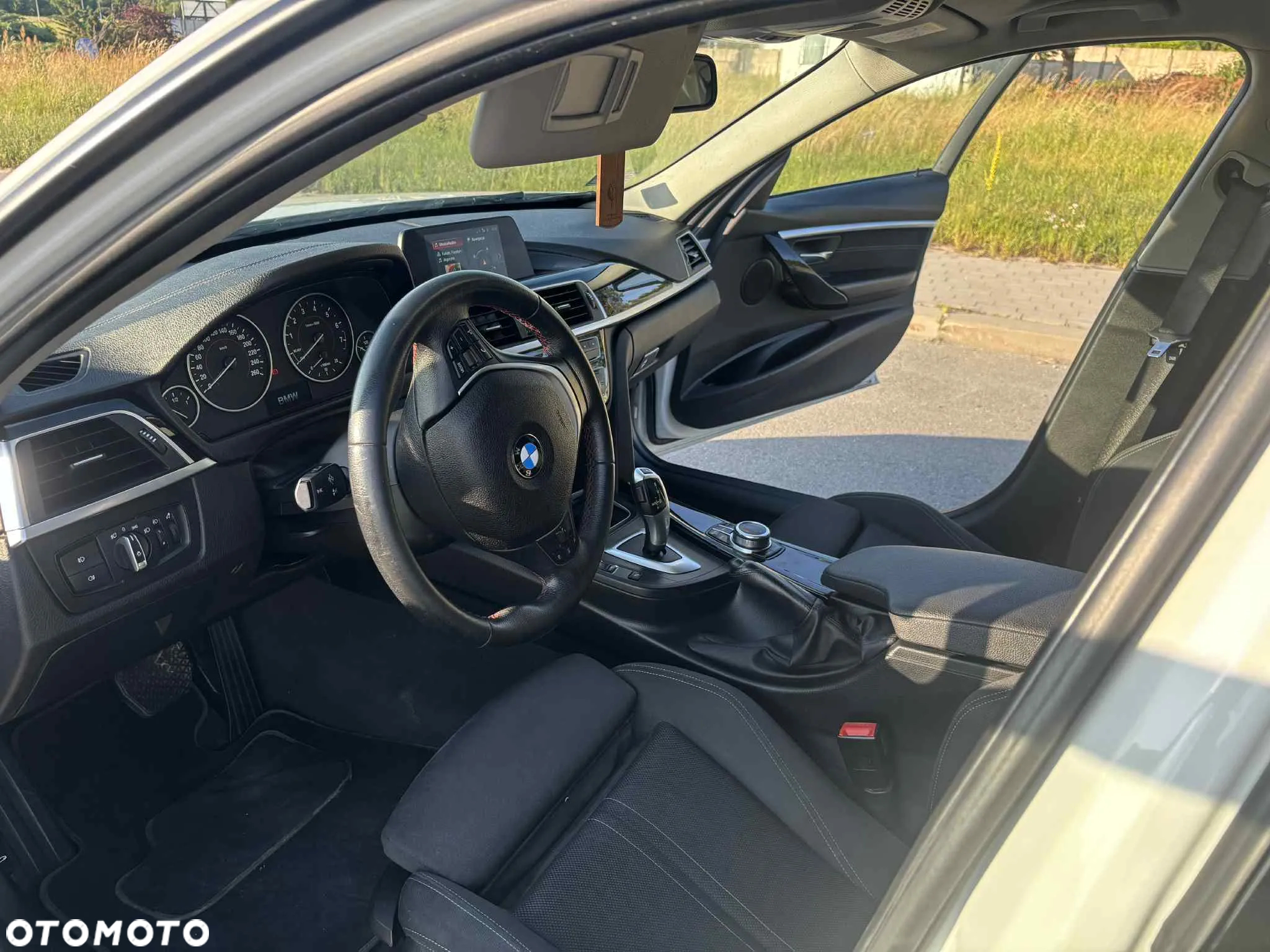BMW Seria 3 318i Sport Line - 6