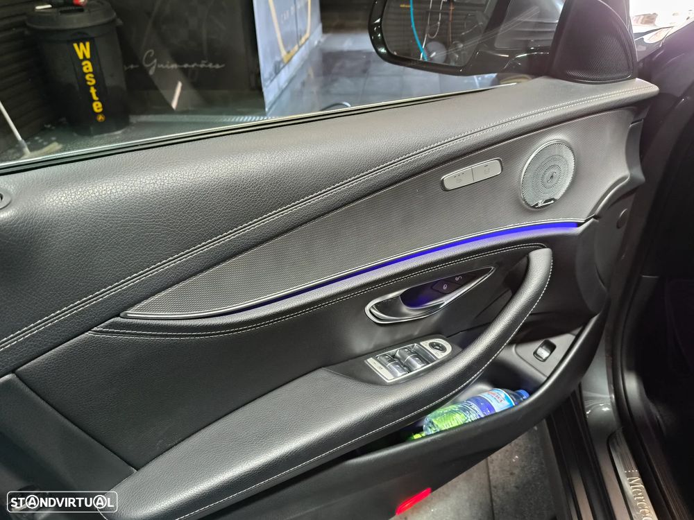 Mercedes-Benz E 220 d 9G-TRONIC AMG Line - 8