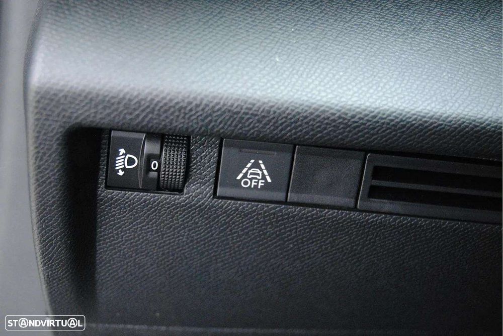 Citroën C4 1.2 PureTech Plus - 29