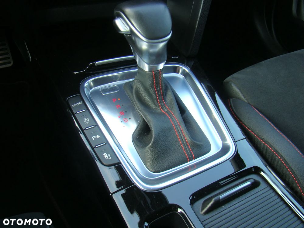 Kia ProCeed 1.6 T-GDI DCT7 OPF GT - 30
