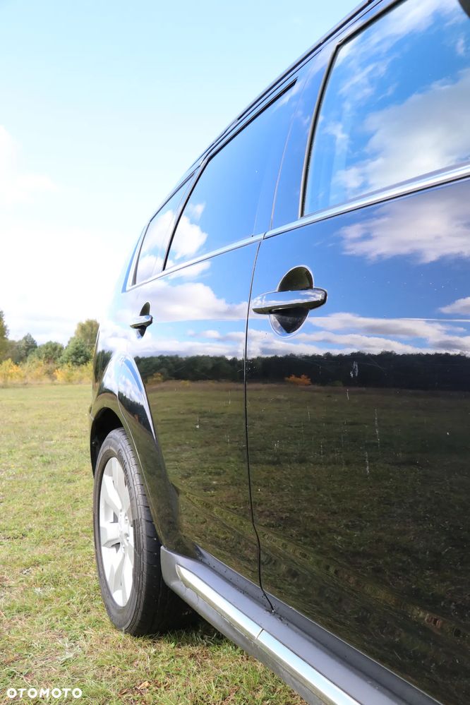 Mitsubishi Outlander - 7
