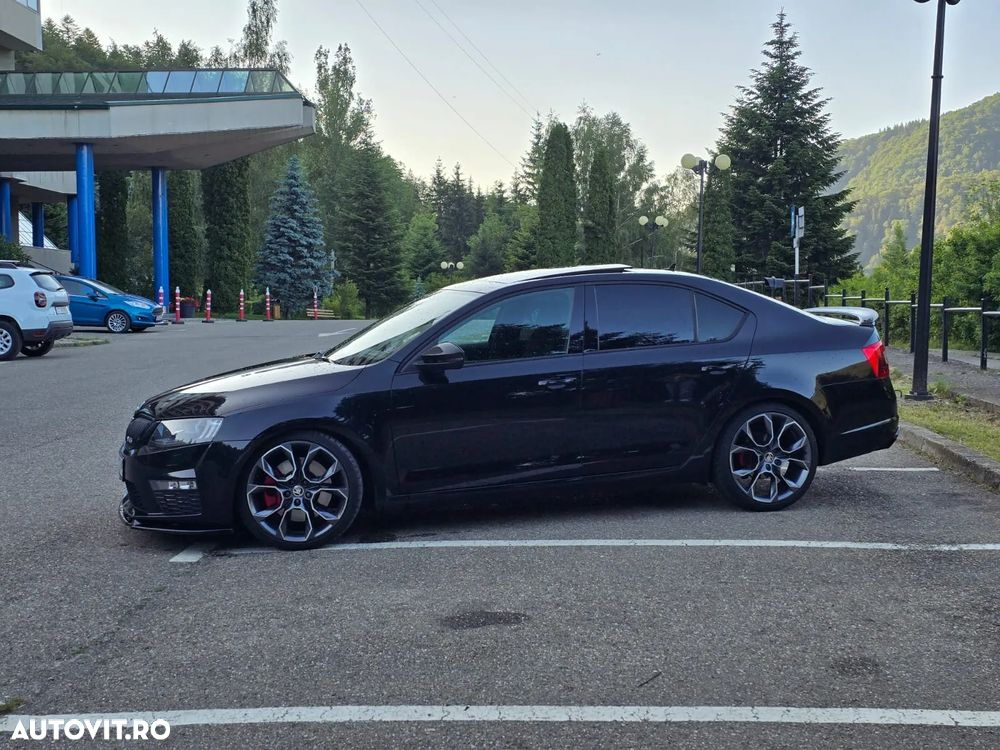 Skoda Octavia 2.0 TSI RS - 2