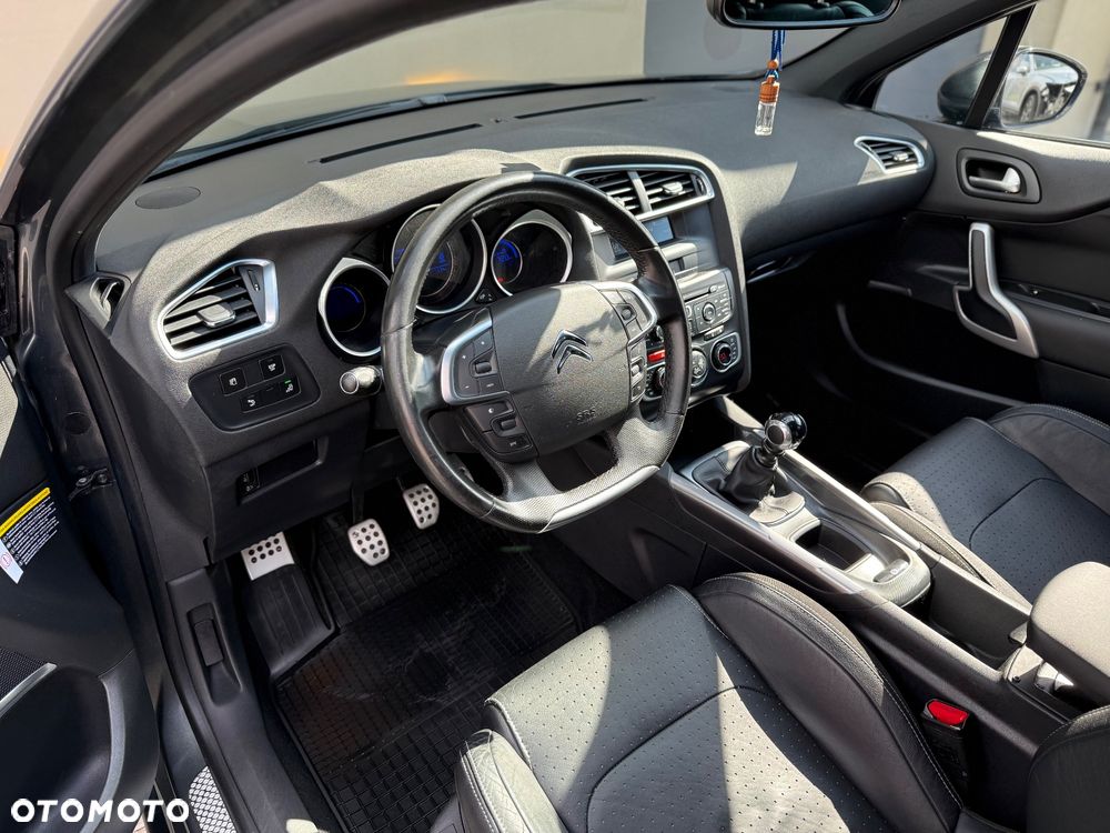 Citroën DS4 2.0 HDi SportChic - 38