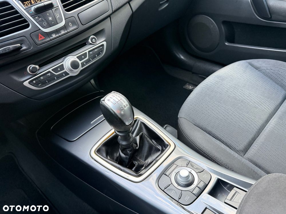 Renault Laguna 2.0 DCi Dynamique - 16