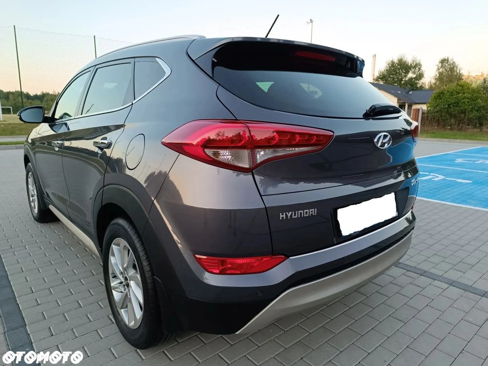 Hyundai Tucson 1.6 GDI BlueDrive Style 2WD - 12