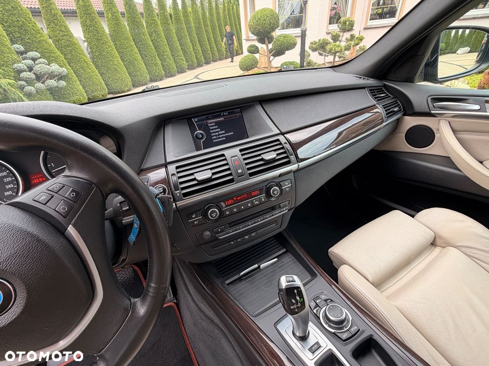 BMW X5 - 28