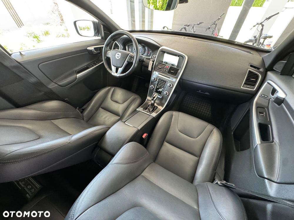 Volvo XC 60 T5 Drive-E Summum - 19