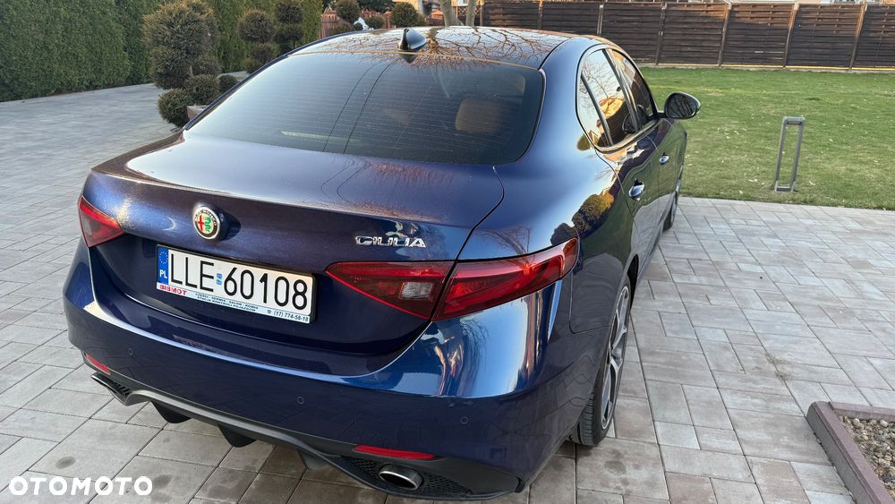 Alfa Romeo Giulia - 20
