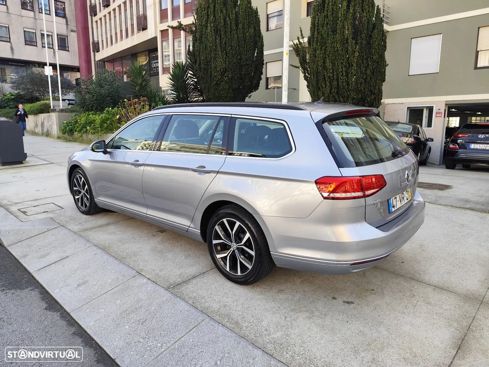 VW Passat Variant 2.0 TDI Confortline DSG - 9