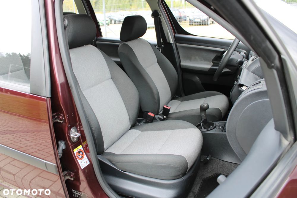 Skoda Roomster - 23