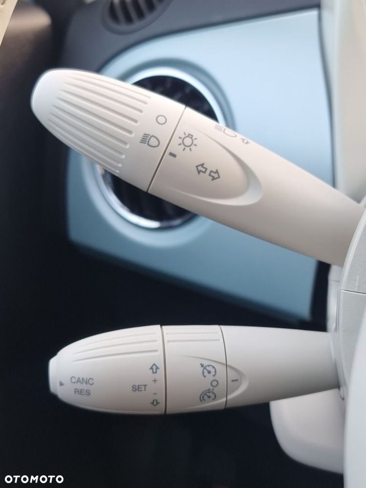 Fiat 500 1.0 Hybrid - 37