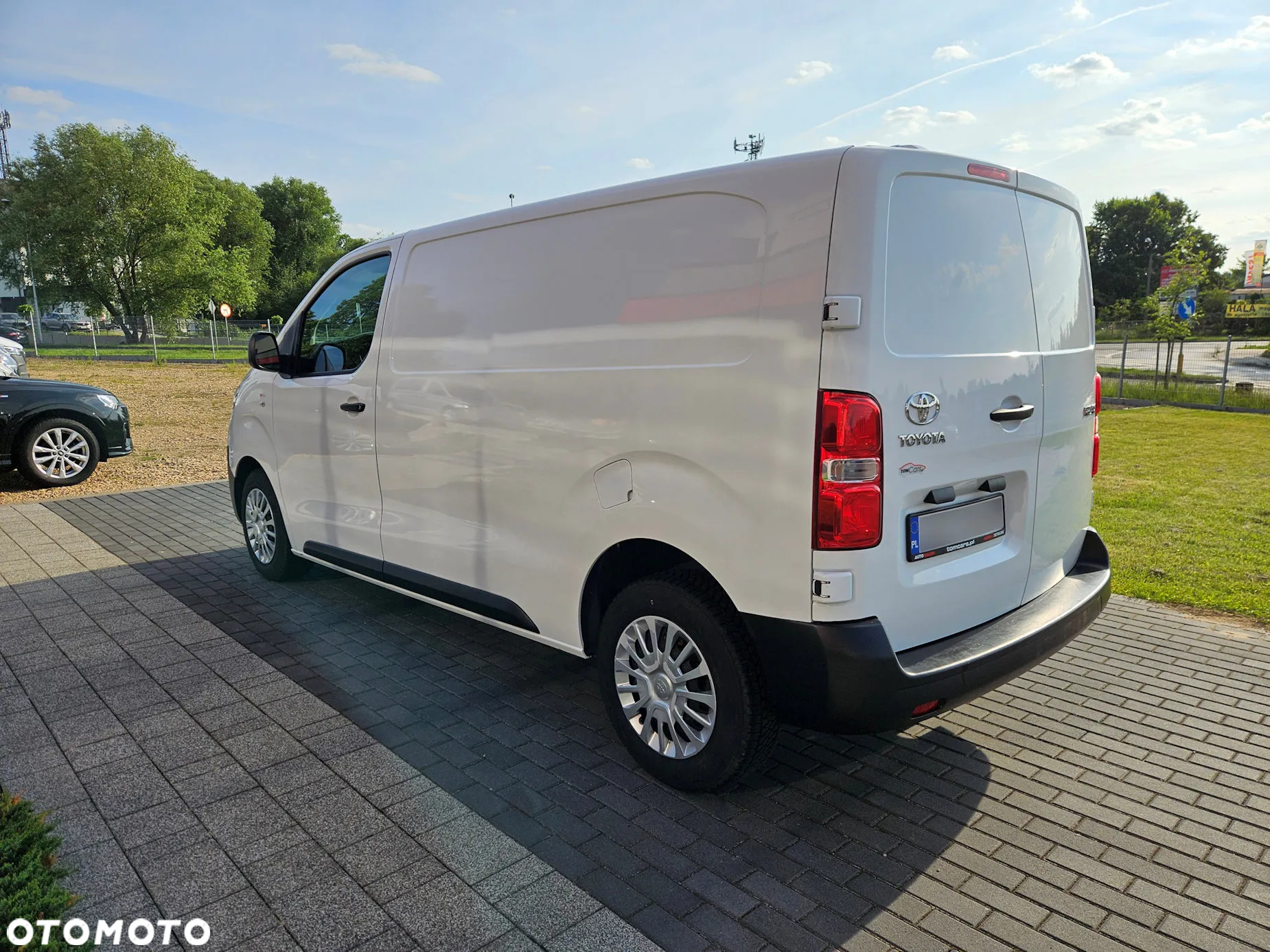 Toyota PROACE M 2.0 122KM - 4