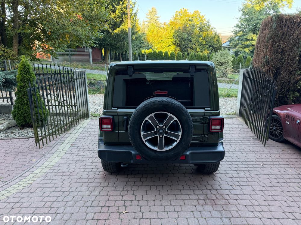 Jeep Wrangler - 14