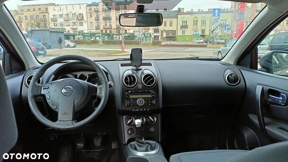 Nissan Qashqai 1.6 visia - 10