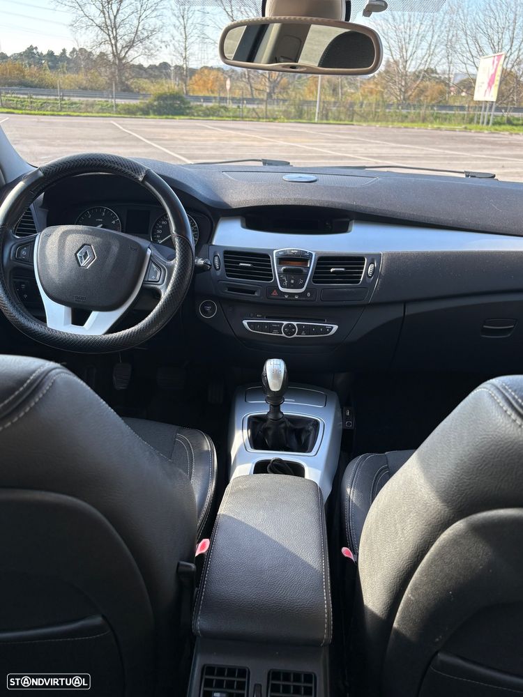 Renault Laguna 2.0 dCi FAP Dynamique - 15
