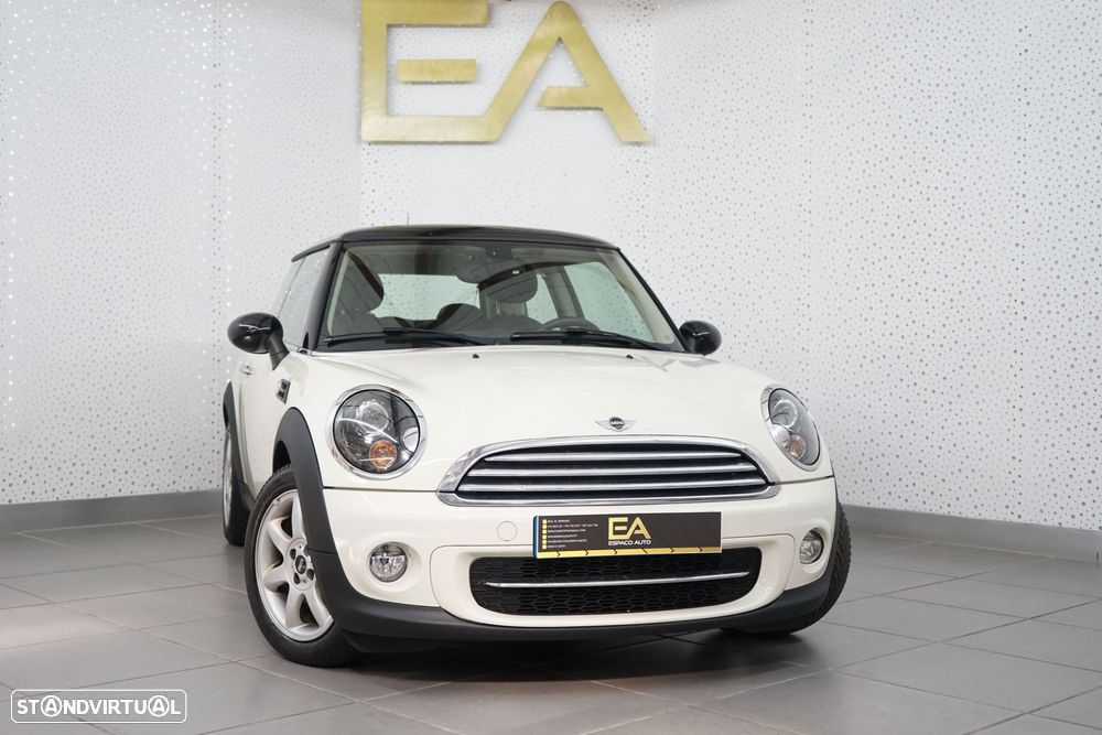 MINI 3 Portas Cooper D - 1