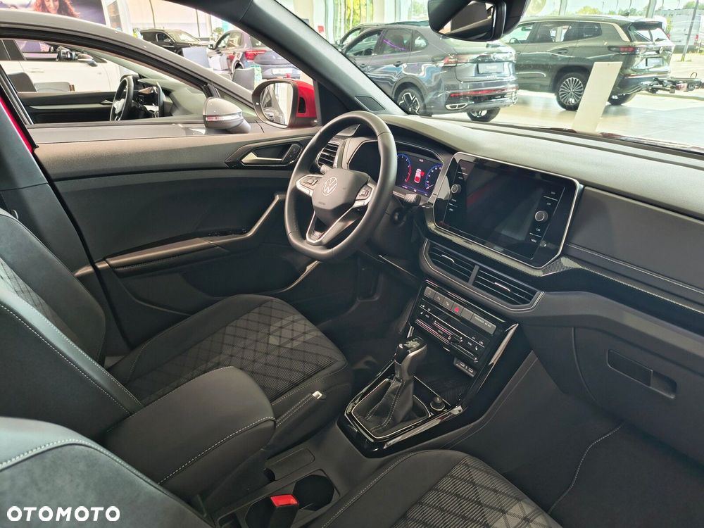 Volkswagen T-Cross - 11