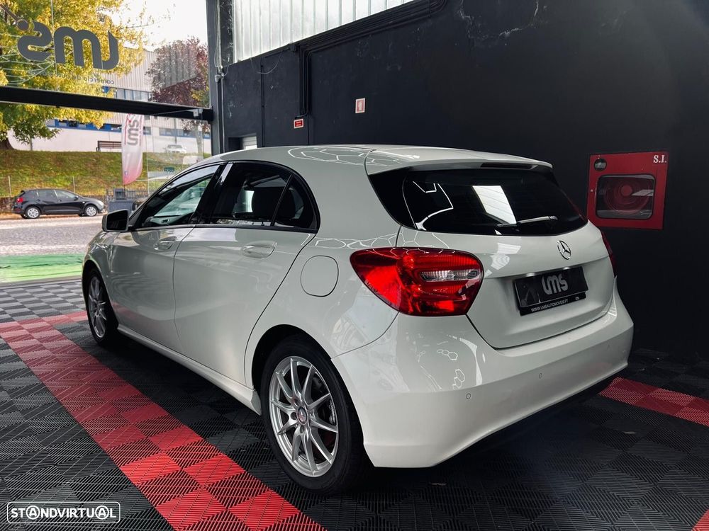 Mercedes-Benz A 180 d - 11