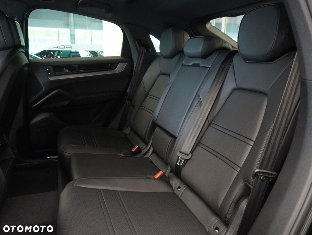 Porsche Cayenne Black Edition - 34