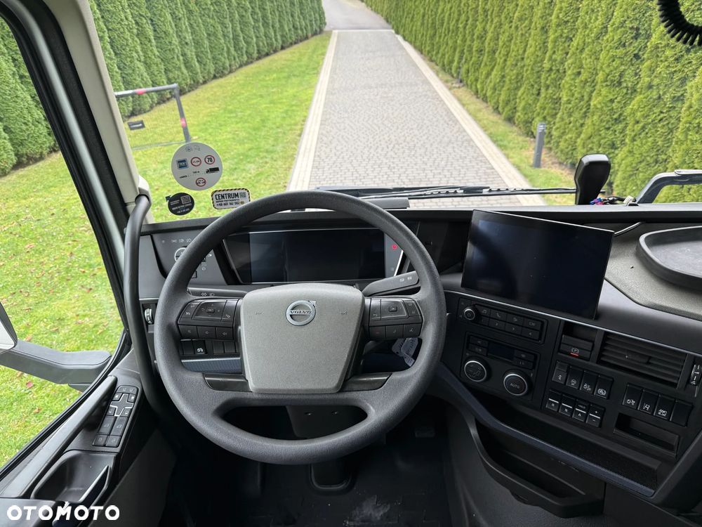 Volvo FH 460 AUTOMAT PARK COOL DWA ZBIORNIKI - 13