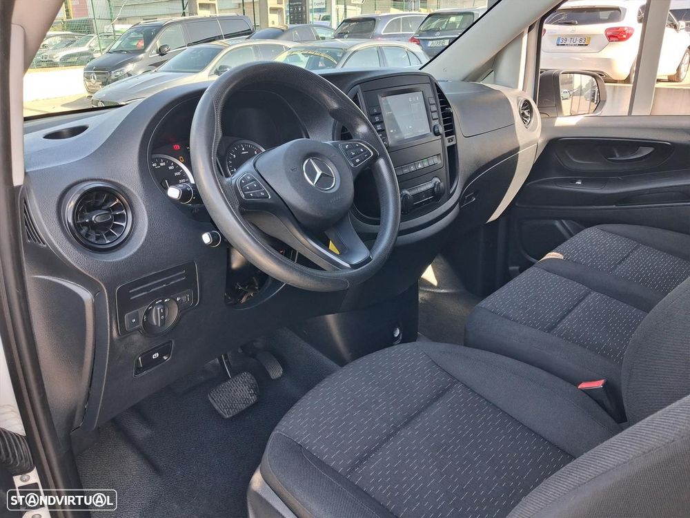 Mercedes-Benz Vito 116 CDI Furgão Standard - 9
