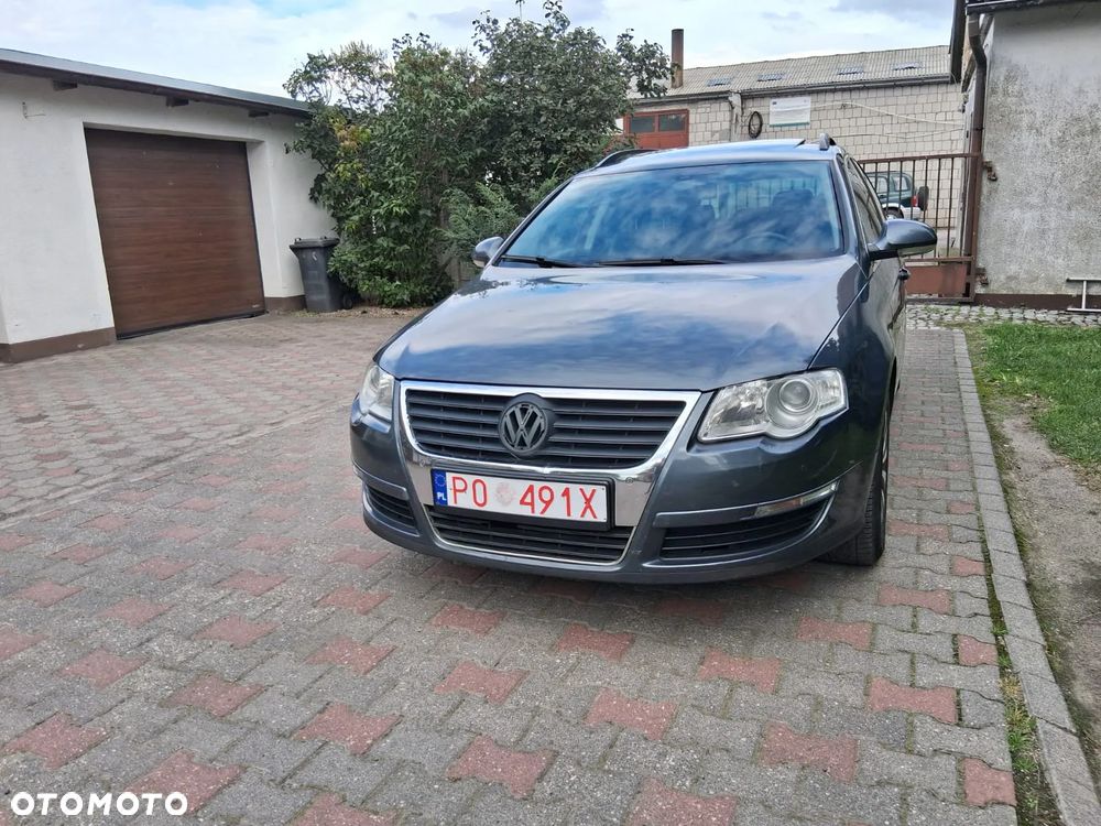 Volkswagen Passat 1.6 TDI BlueMotion Technology Highline - 13