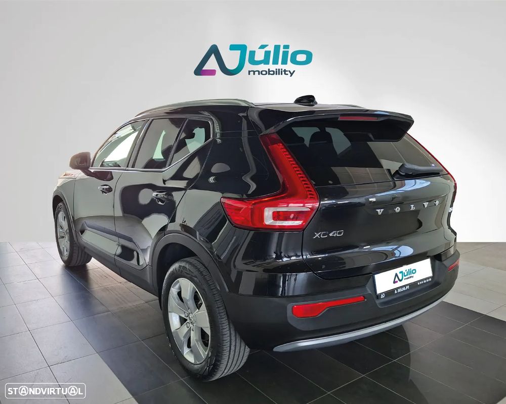 Volvo XC 40 1.5 T3 Momentum Geartronic - 5