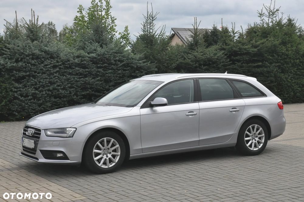 Audi A4 Avant 2.0 TDI DPF Attraction - 4