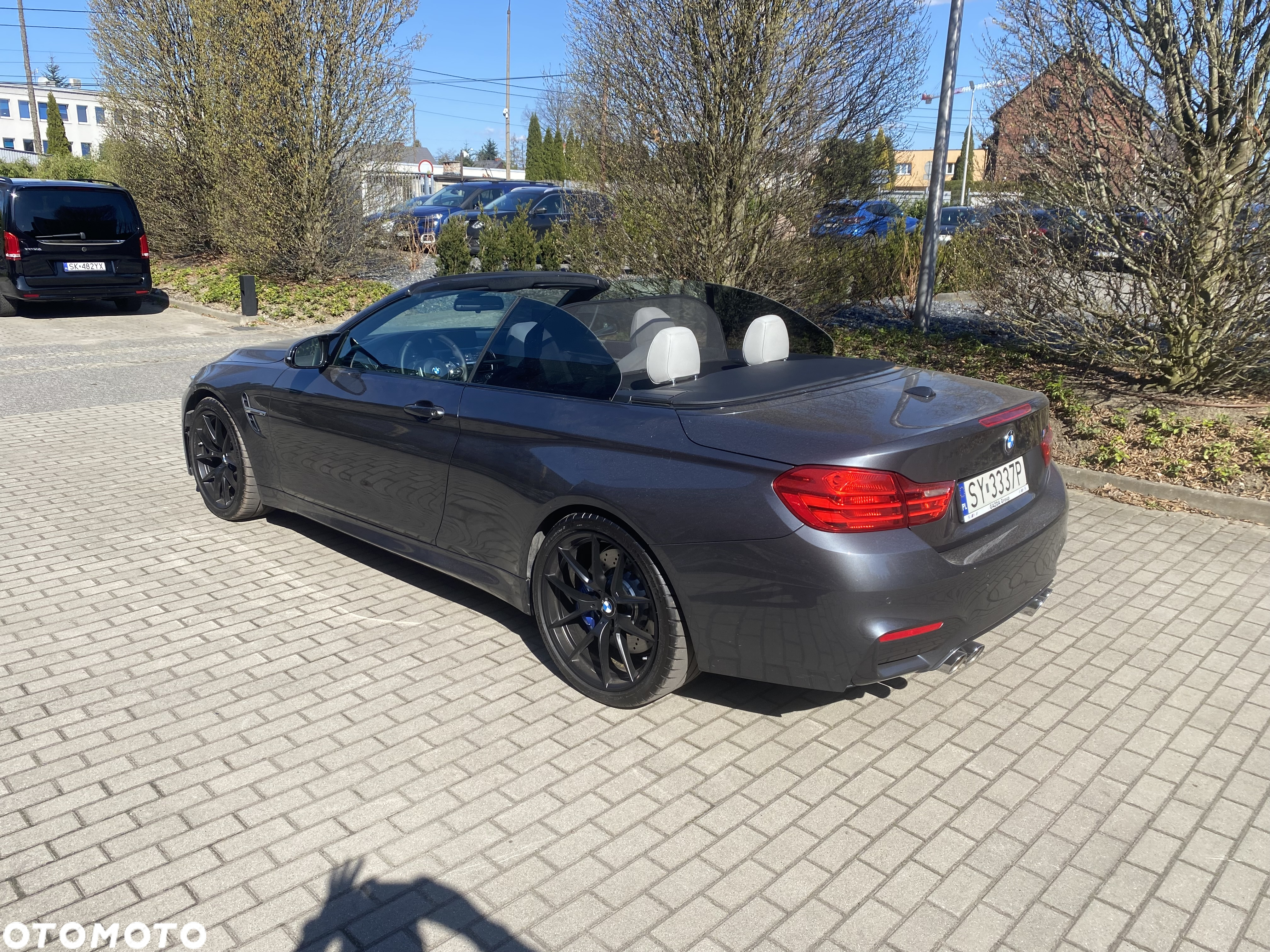 BMW M4 Cabrio DKG - 11