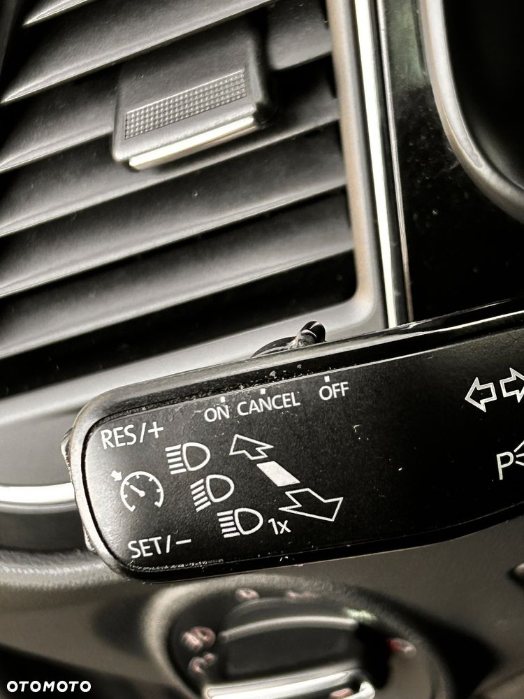 Seat Leon 2.0 TDI DPF Ecomotive DSG Style - 27