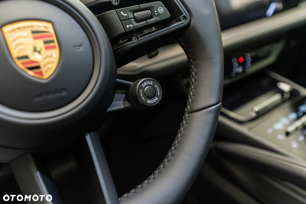 Porsche Cayenne E-Hybrid PHEV Black Edition - 21