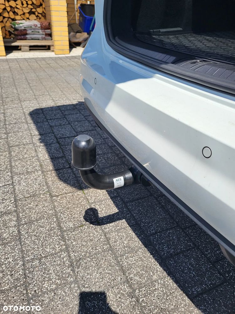Volkswagen Touran 2.0 TDI BMT Highline - 9