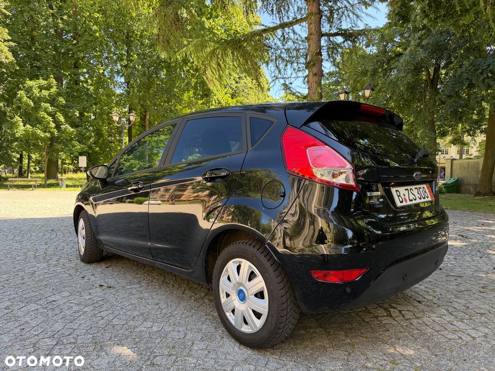 Ford Fiesta 1.0 EcoBoost S&S COOL&CONNECT - 10