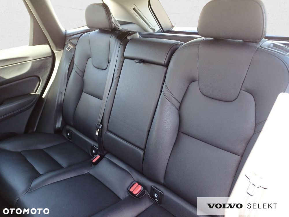 Volvo XC 60 - 18
