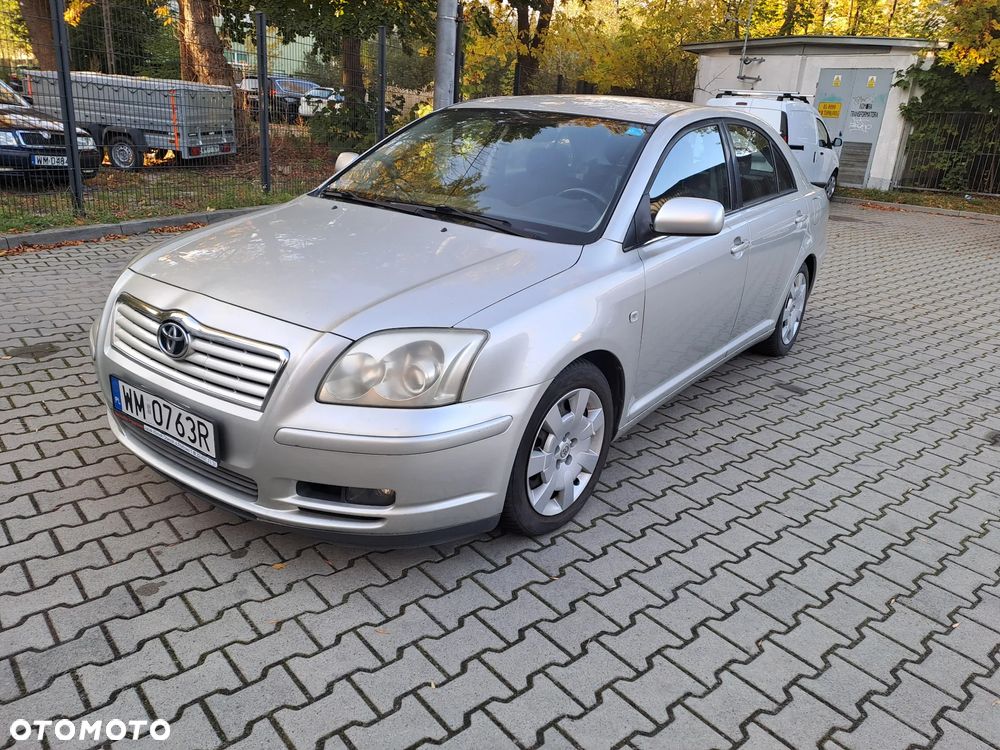Toyota Avensis 2.0 D-4D - 1