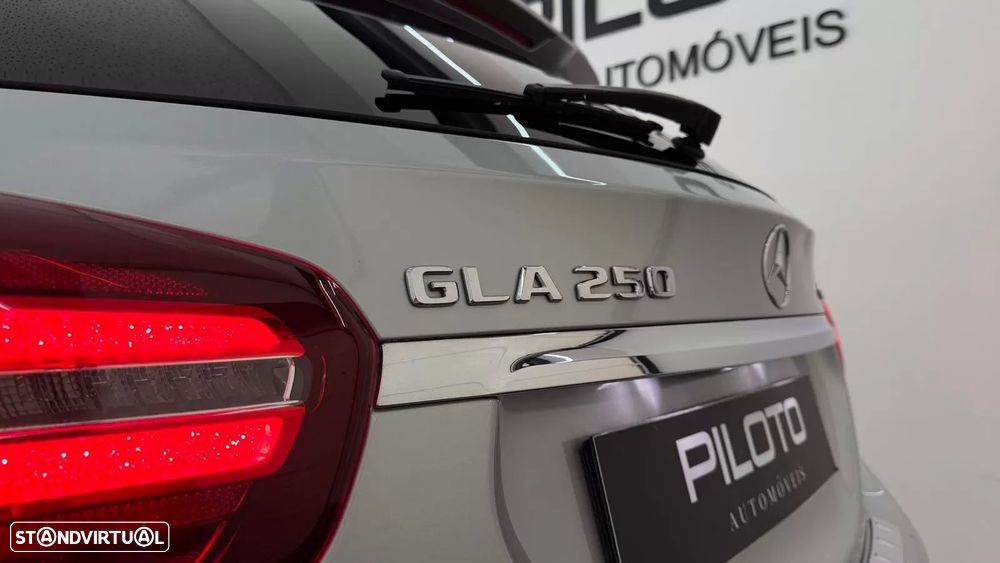 Mercedes-Benz GLA 250 4-Matic AMG Line - 8