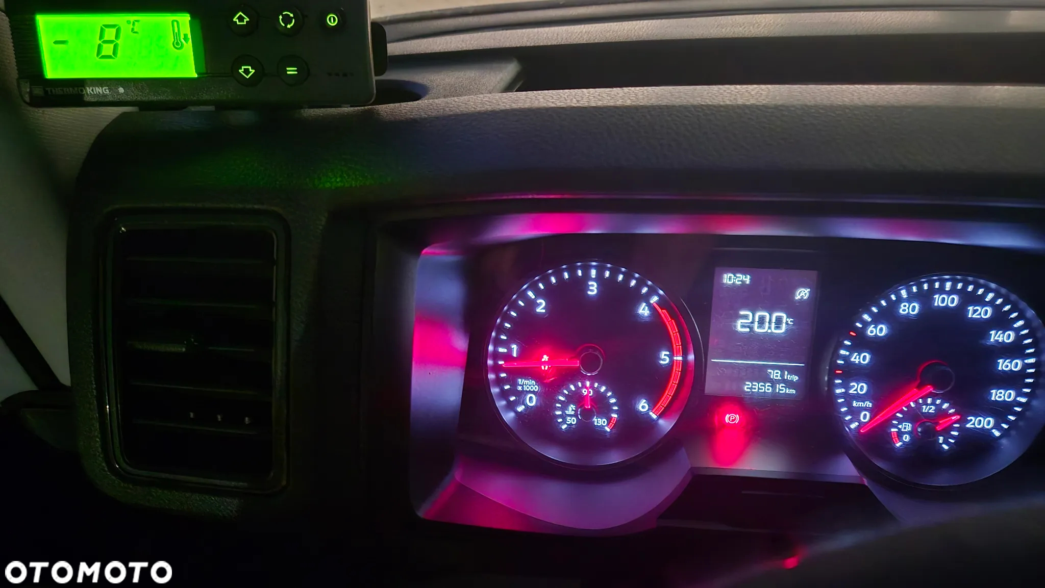 Volkswagen CRAFTER - 21