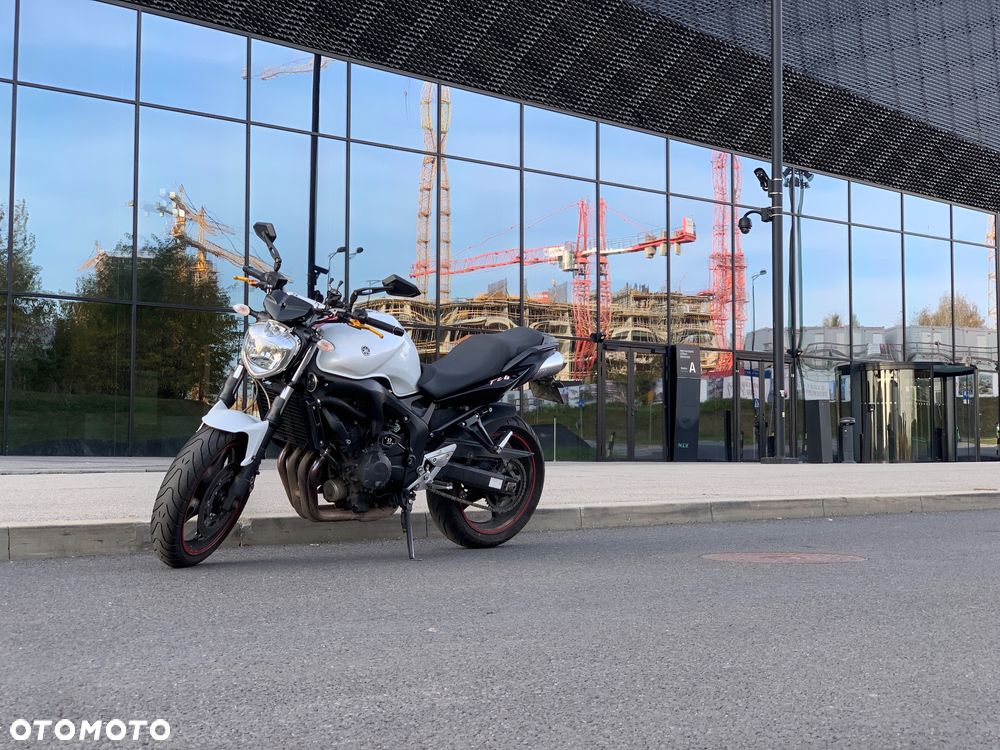 Yamaha FZ6 - 6