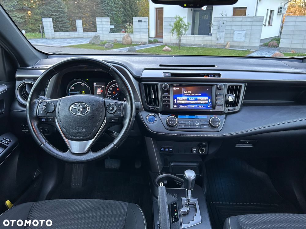 Toyota RAV4 Hybrid Premium 4x2 - 11