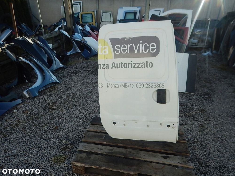 DRZWI PRAWE PRZESUWNE RENAULT KANGOO I - 1