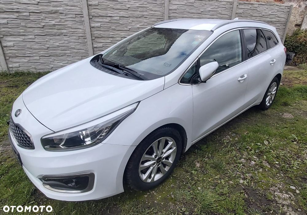 Kia Ceed Cee'd 1.6 GDI L Business Line DCT - 1